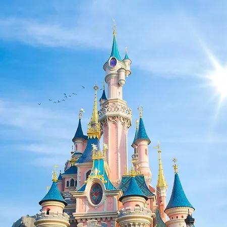 The Art Of Disney Chessy Exterior foto